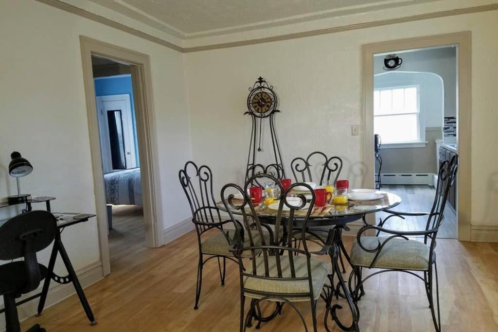 2 Bedroom Apt Near Great Lakes Naval Base And 6 Flags Вокіган Екстер'єр фото