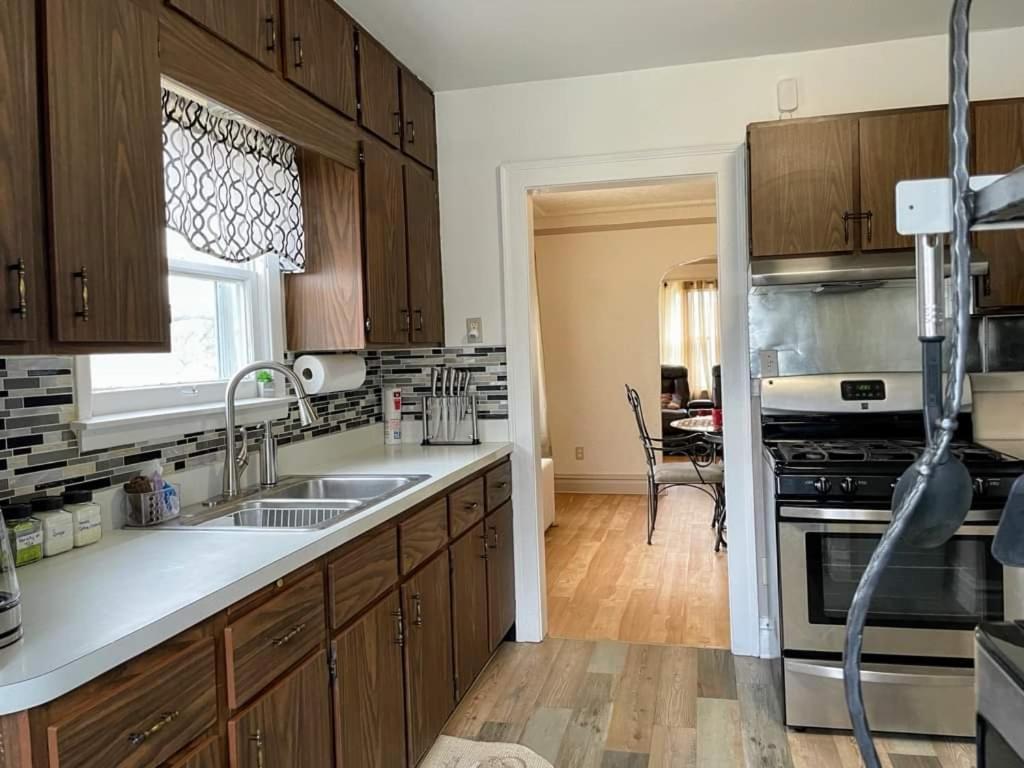 2 Bedroom Apt Near Great Lakes Naval Base And 6 Flags Вокіган Екстер'єр фото
