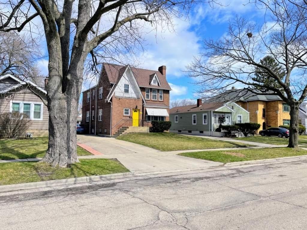 2 Bedroom Apt Near Great Lakes Naval Base And 6 Flags Вокіган Екстер'єр фото