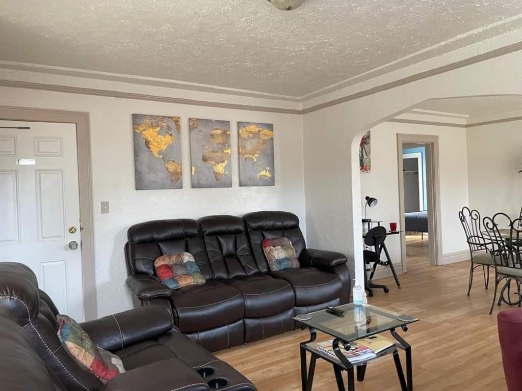 2 Bedroom Apt Near Great Lakes Naval Base And 6 Flags Вокіган Екстер'єр фото